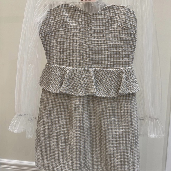 Missguided White Long Sleeve Dress with Sheer Details - Picture 6 of 7